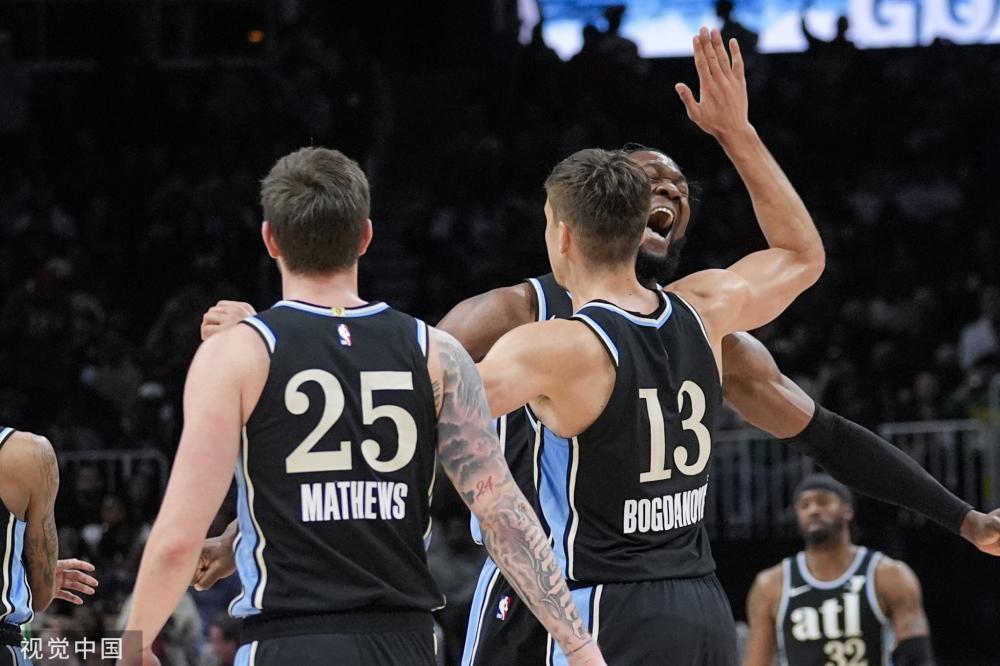 场内外的领 场内外的领