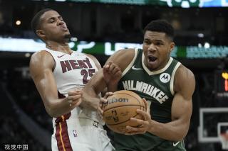 莱万的射门 莱万的射门