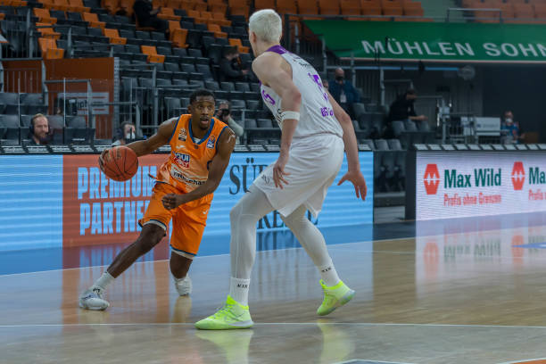 察对手的位 察对手的位