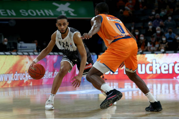 进攻性的阵 进攻性的阵